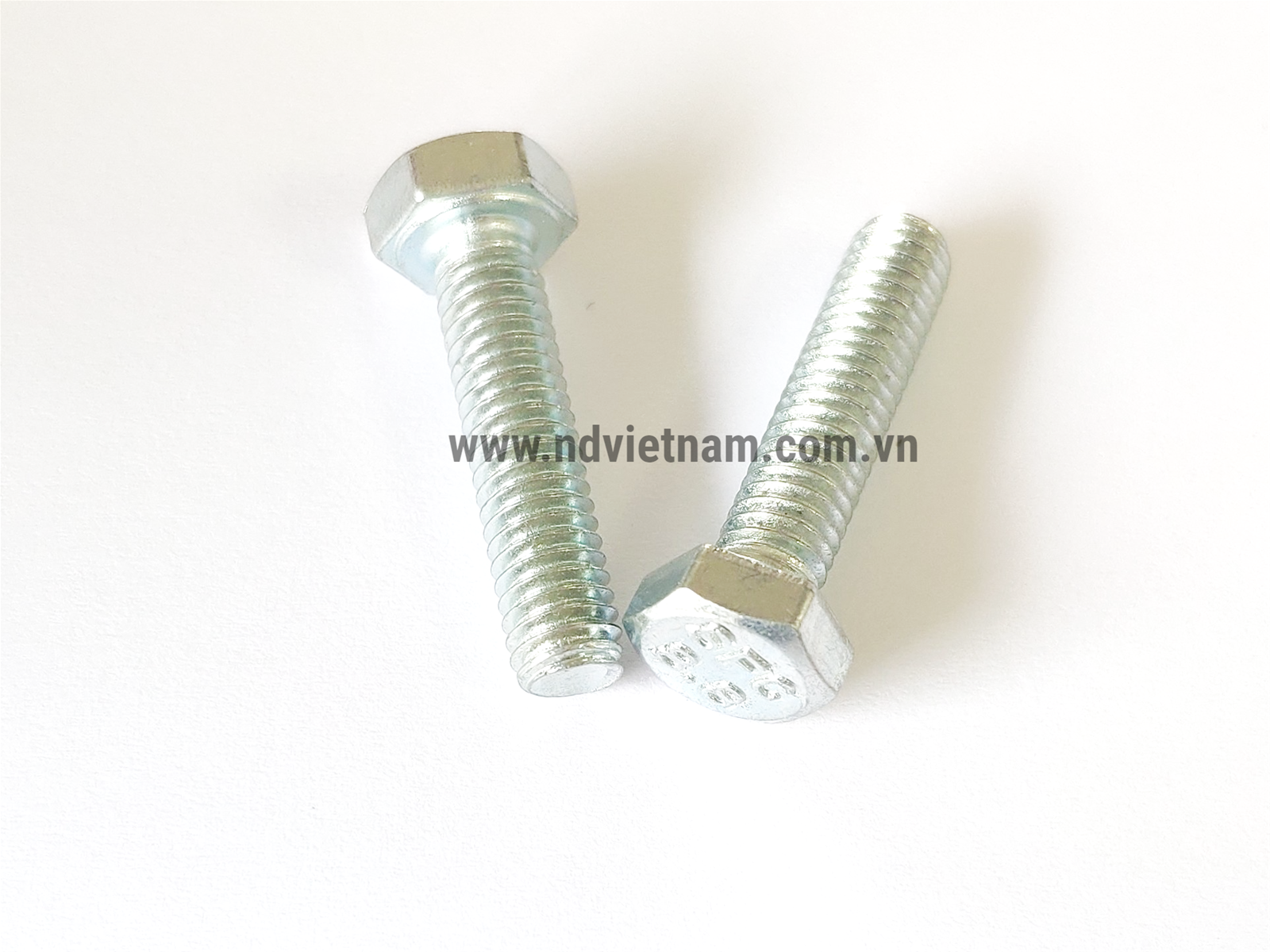 Bulong 8.8 M6x25 DIN933 mạ kẽm