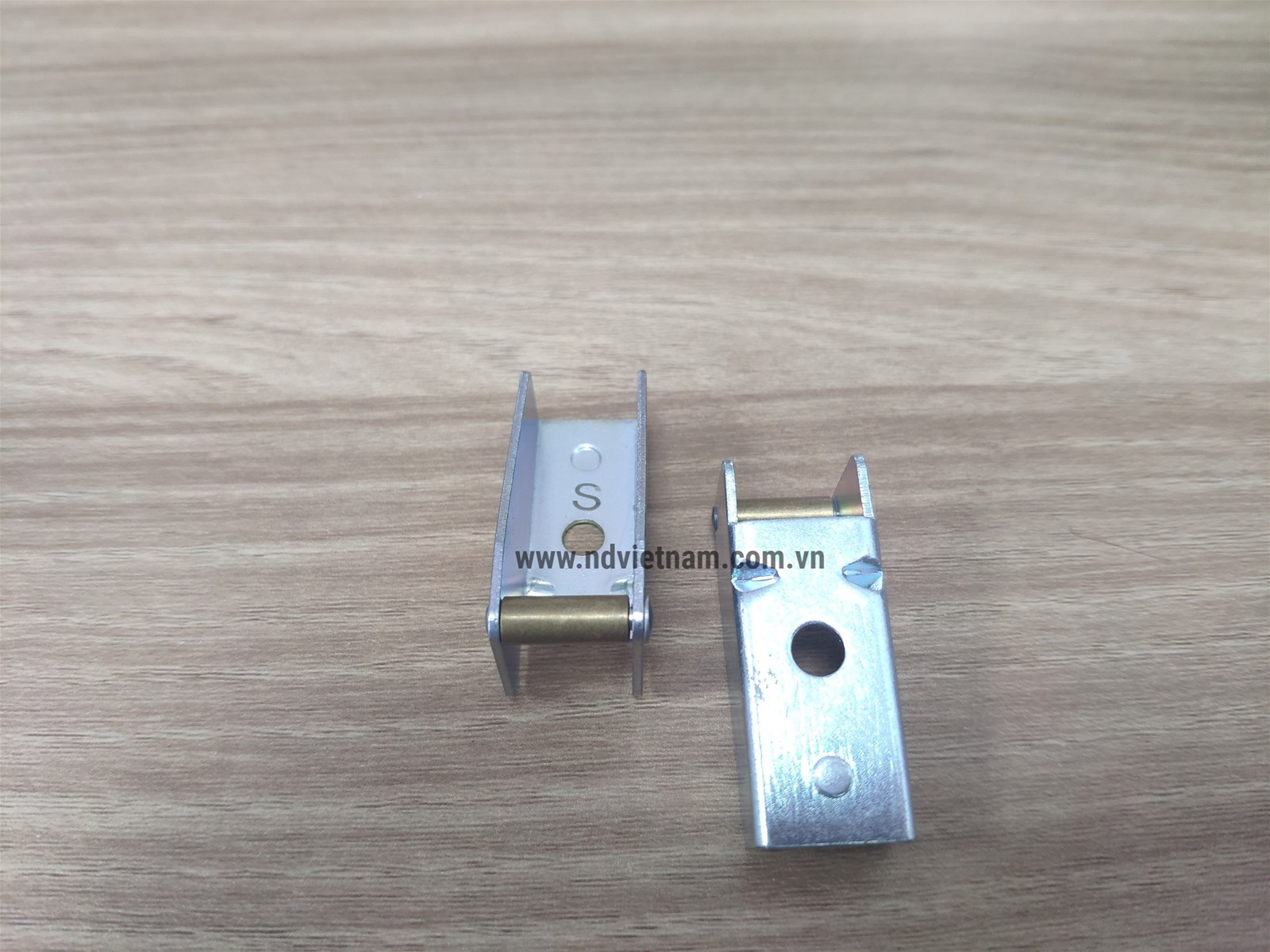 SOUTHCO- Chốt khóa F2-30-25